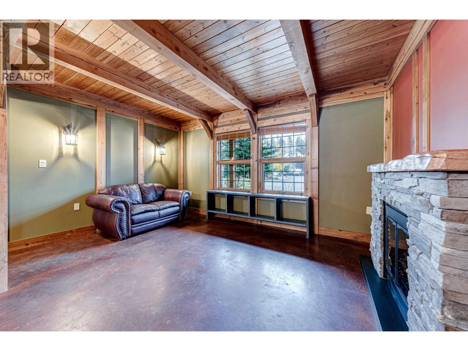 1325 WILDWOOD Drive
