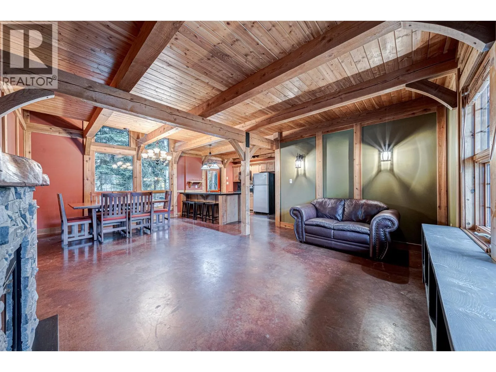 1325 WILDWOOD Drive