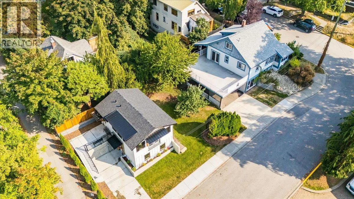 301 carbonate Street