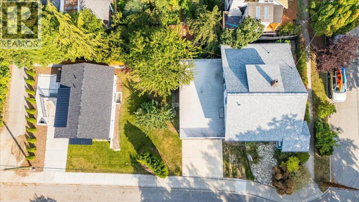 301 carbonate Street