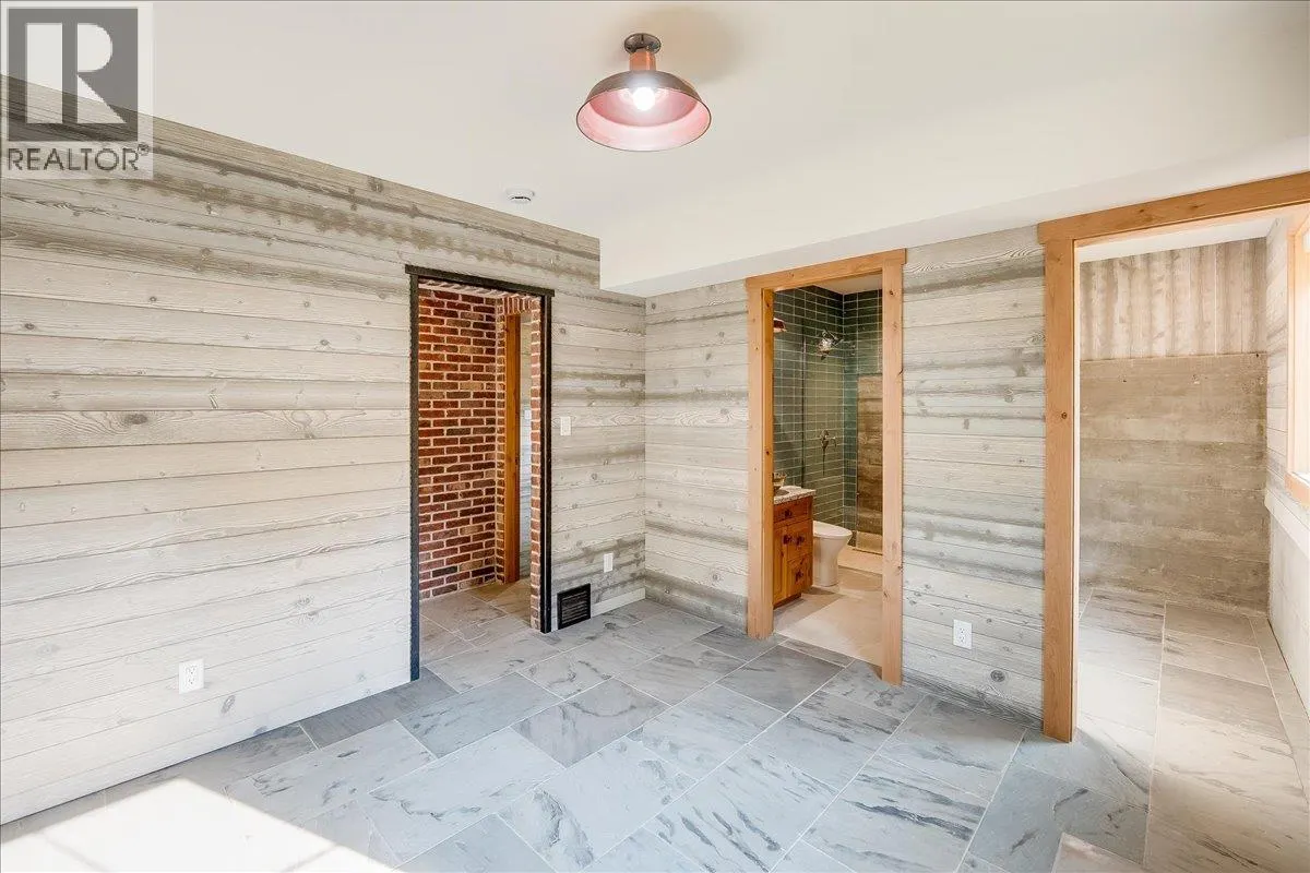 301 carbonate Street