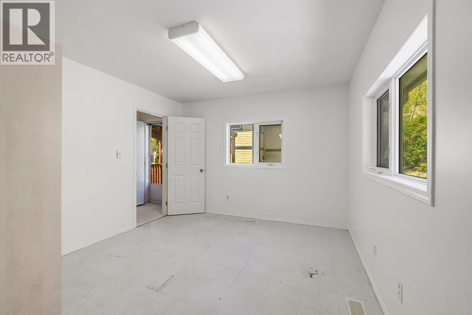 457 Poplar Point Drive