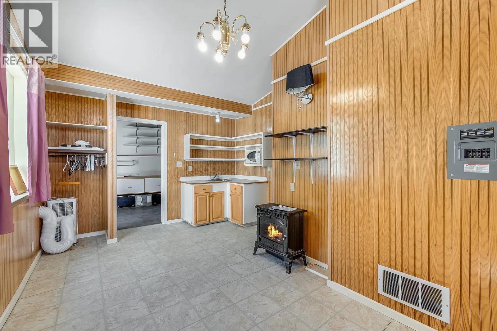 457 Poplar Point Drive