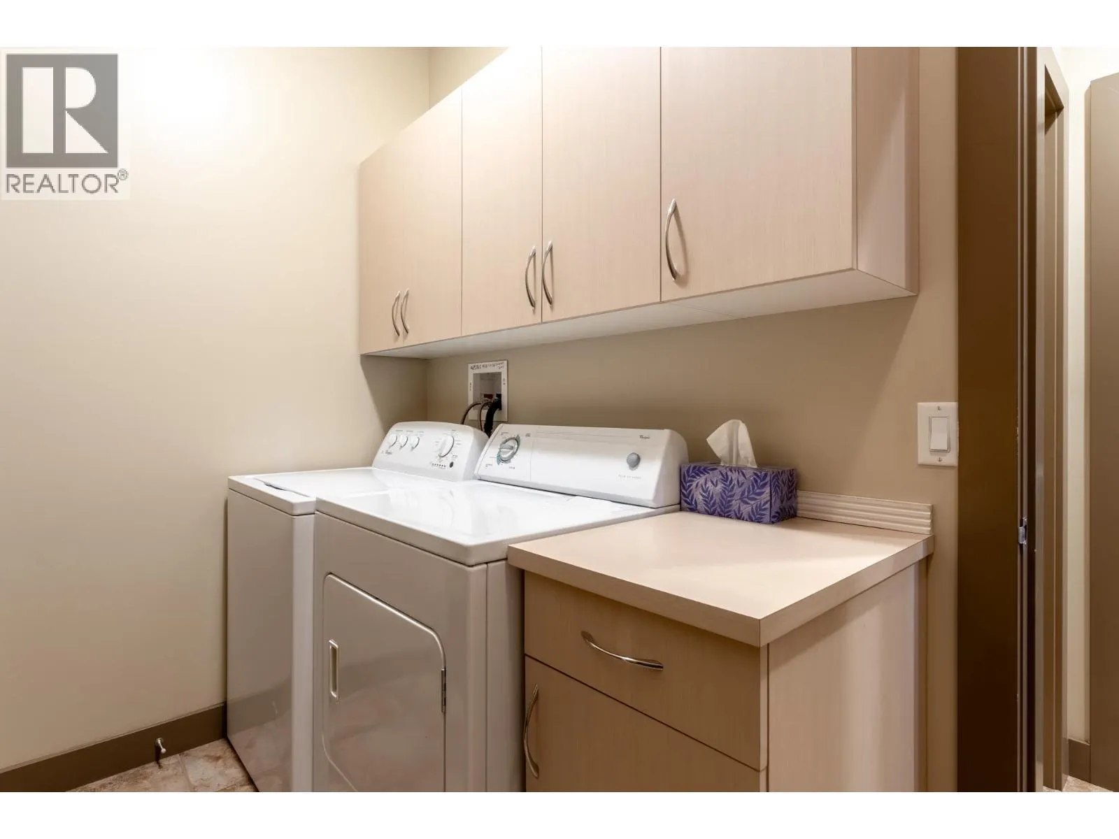 4100 Gallaghers Parkland Drive Unit# 12
