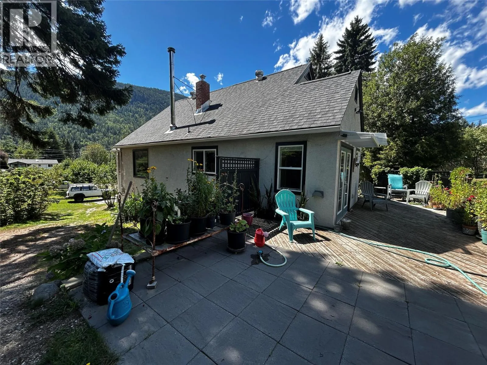3385 Upper Levels Road