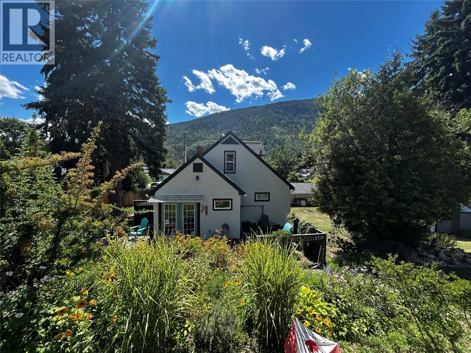 3385 Upper Levels Road