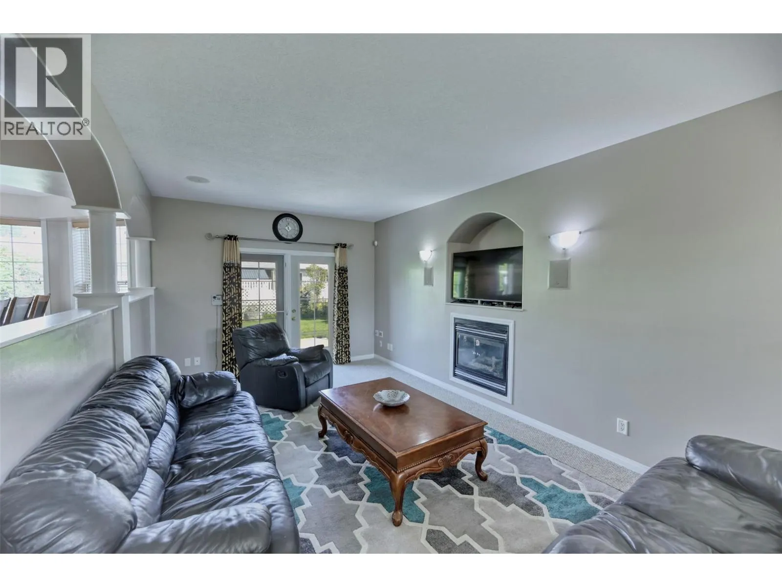 270 WILLOWS Place