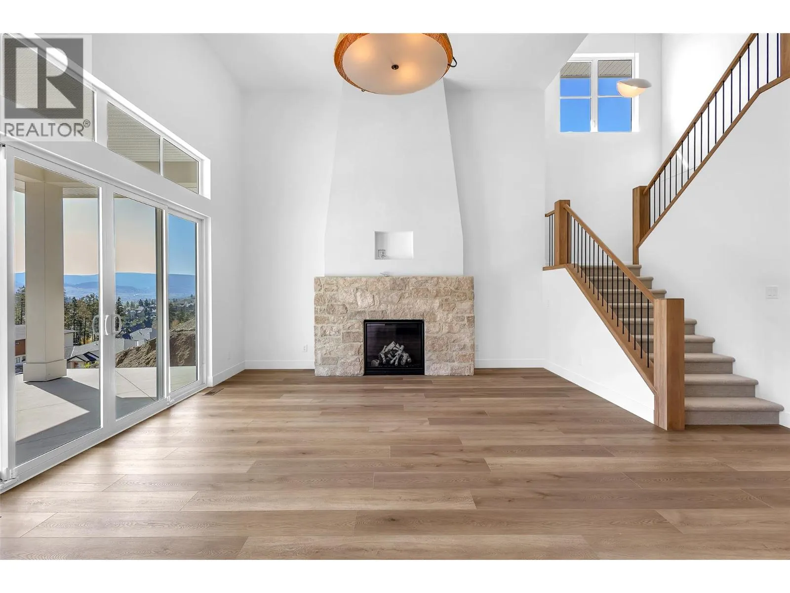 1439 Whistling Pine Place