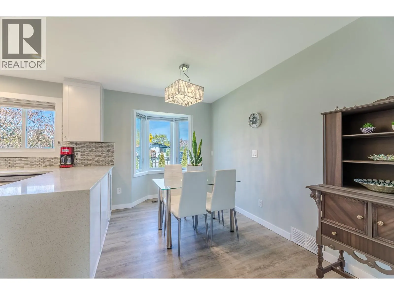 10105 Prairie Valley Road
