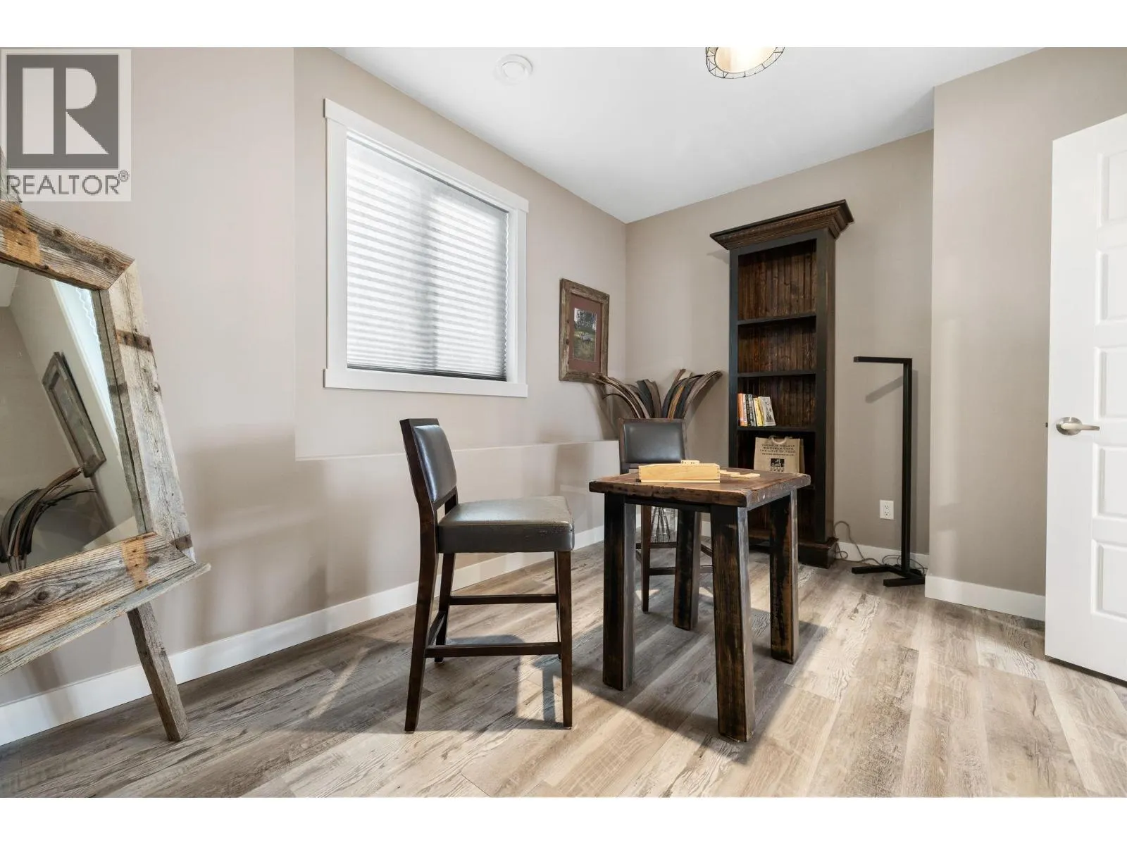 1474 Summer Crescent