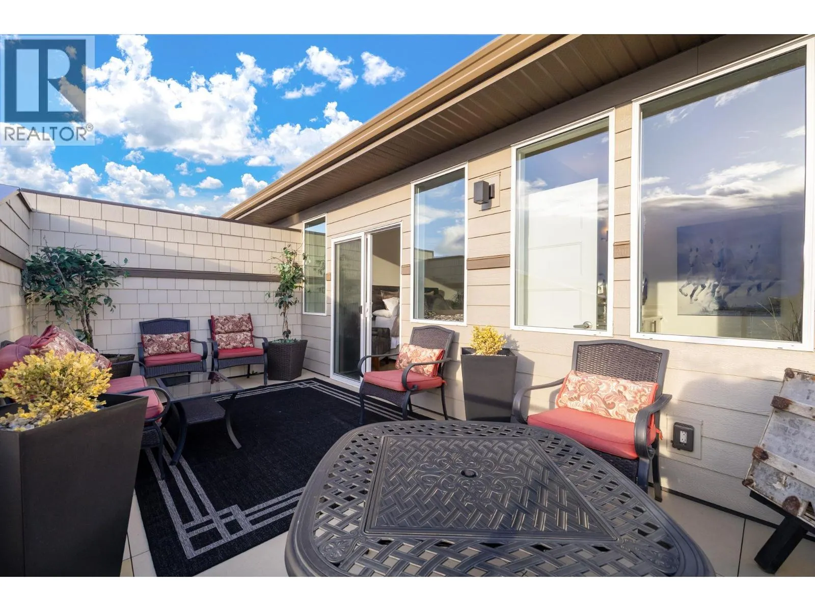 1474 Summer Crescent