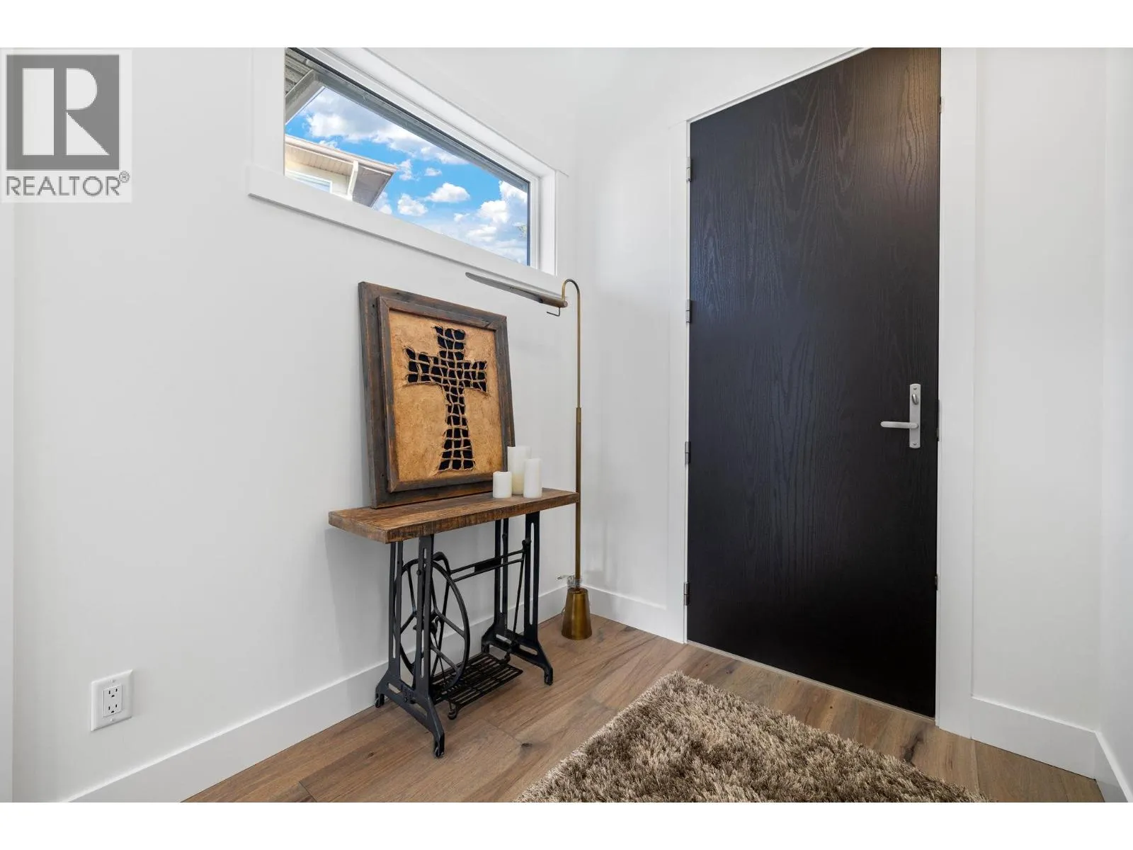 1474 Summer Crescent