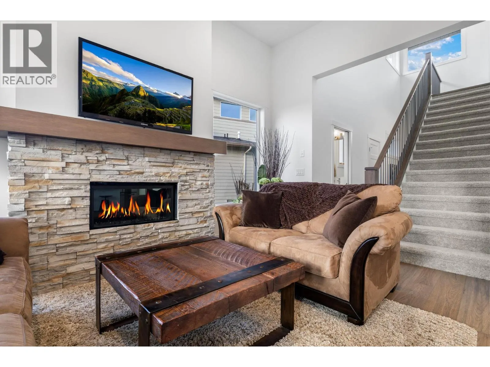 1474 Summer Crescent