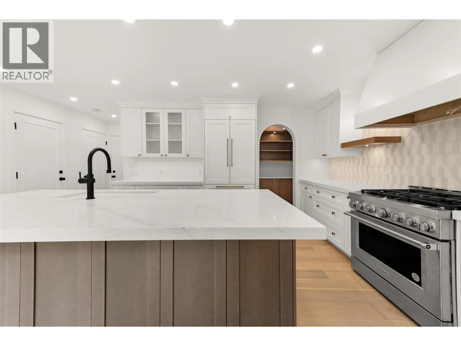 565 Sarsons Road