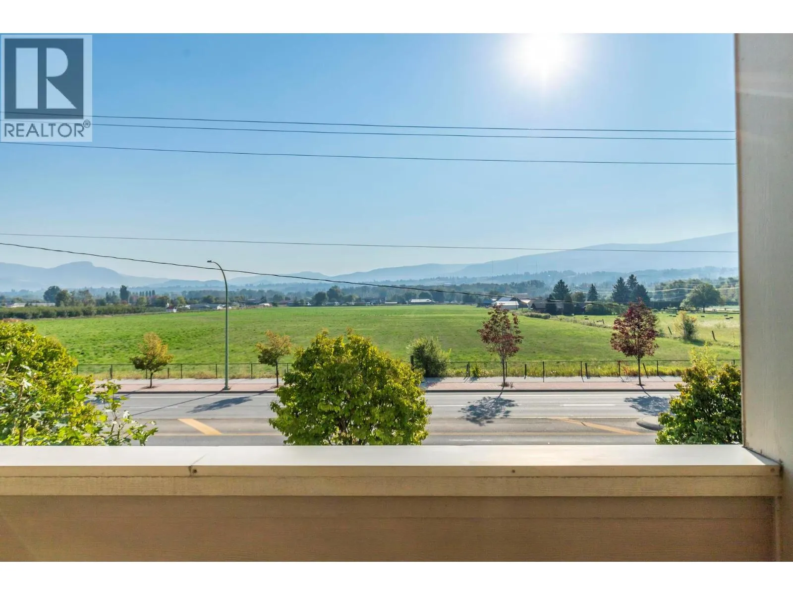 3735 Casorso Road Unit# 205