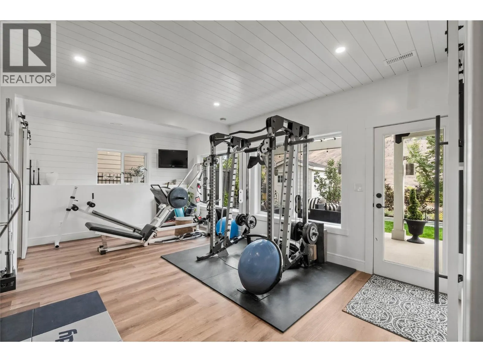 821 WOODRUSH Drive
