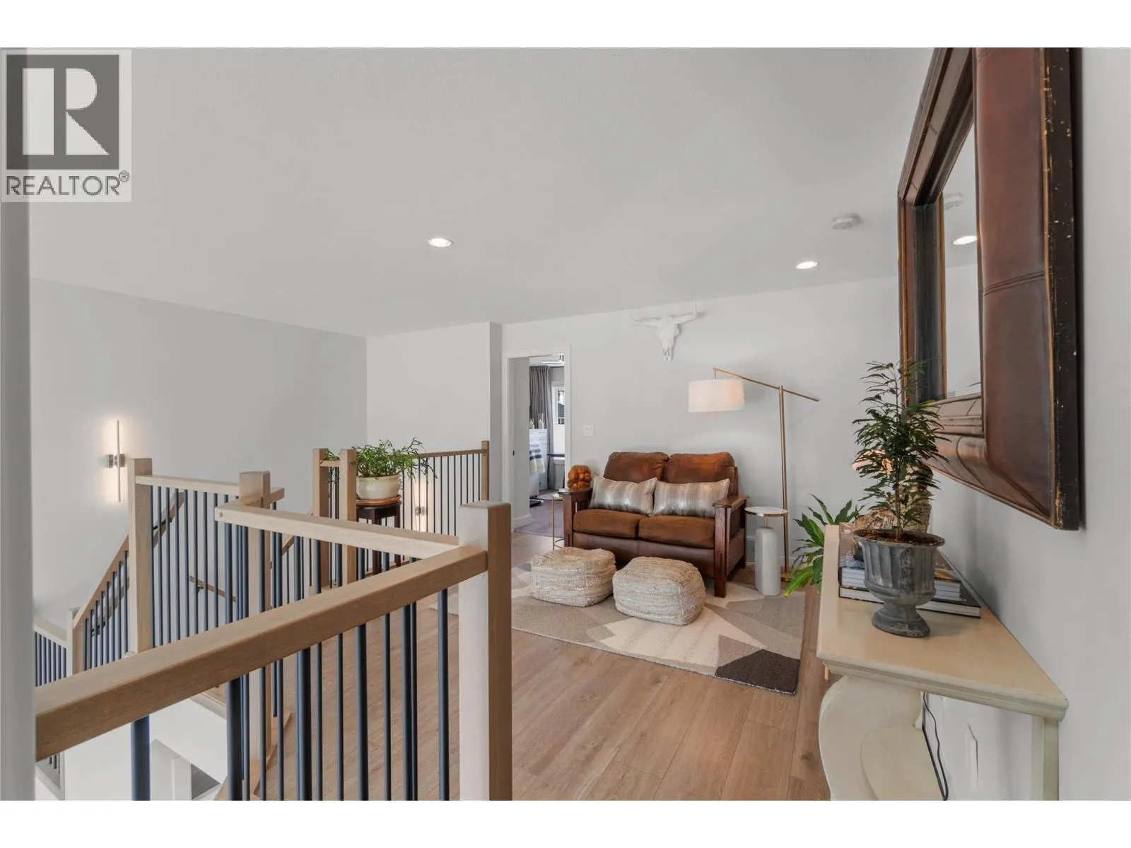 821 WOODRUSH Drive