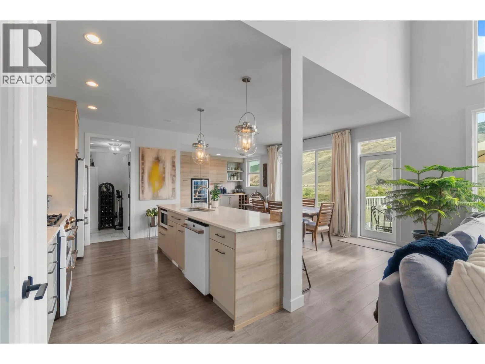 821 WOODRUSH Drive