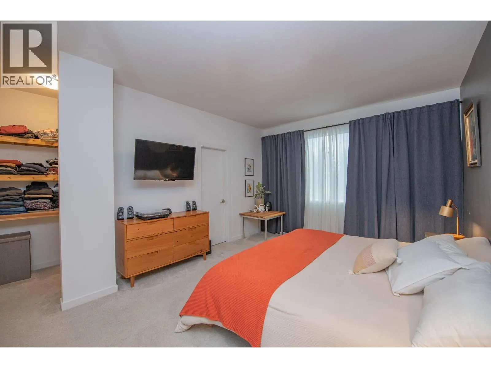 2074 Mountain View Avenue Unit# 220