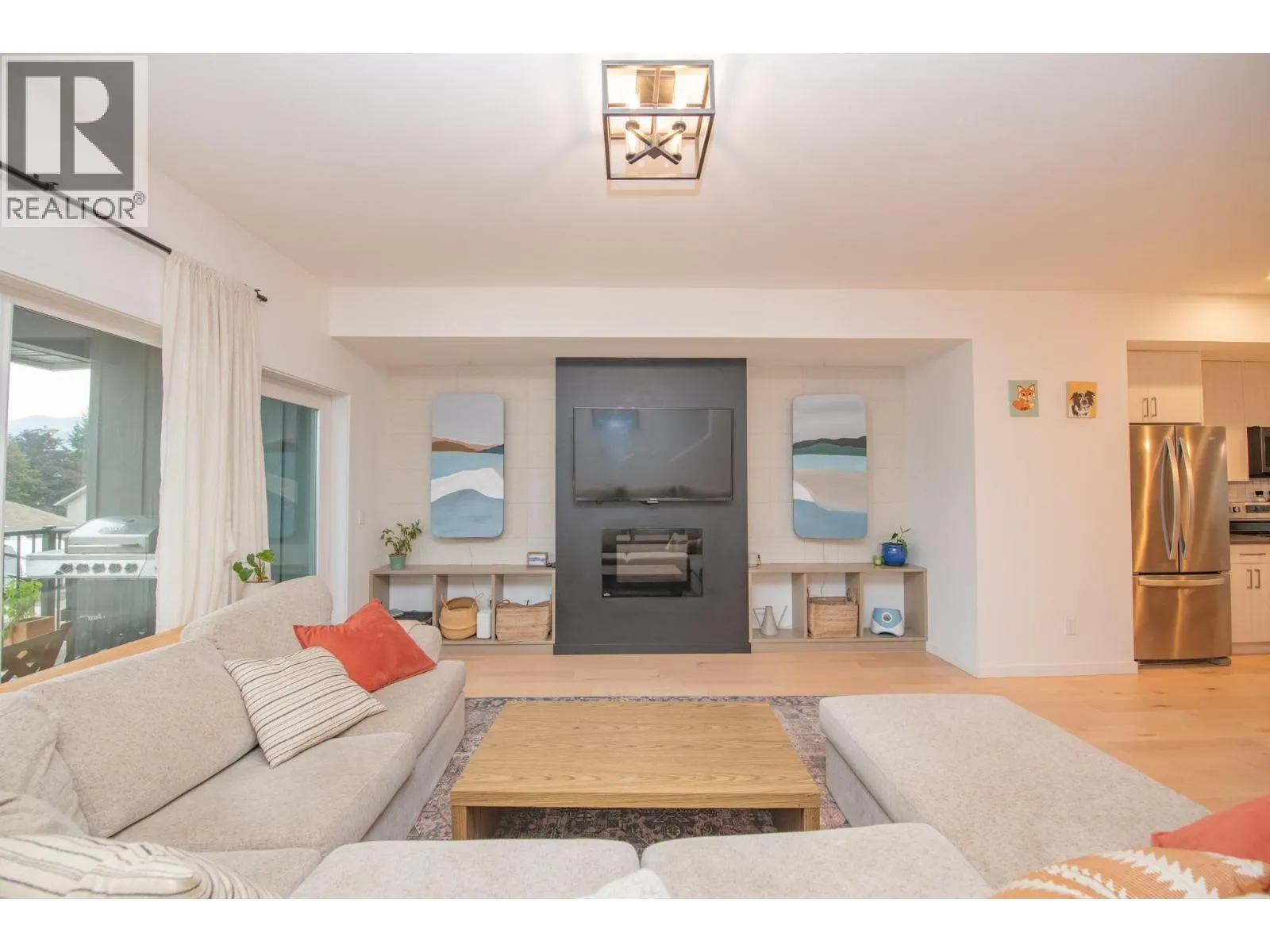2074 Mountain View Avenue Unit# 220
