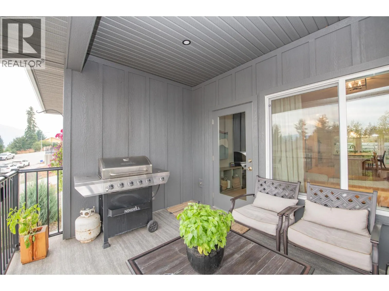 2074 Mountain View Avenue Unit# 220