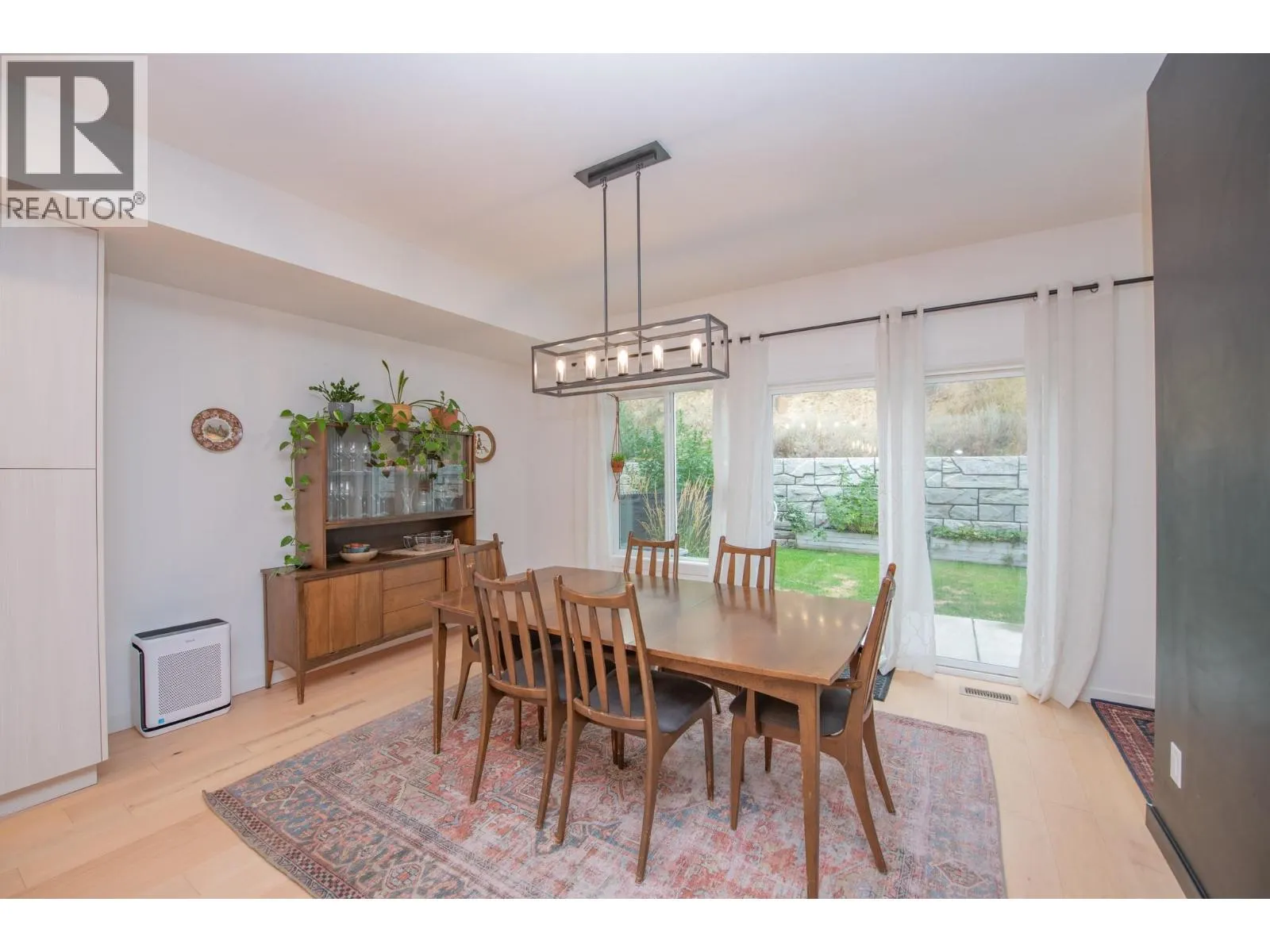 2074 Mountain View Avenue Unit# 220