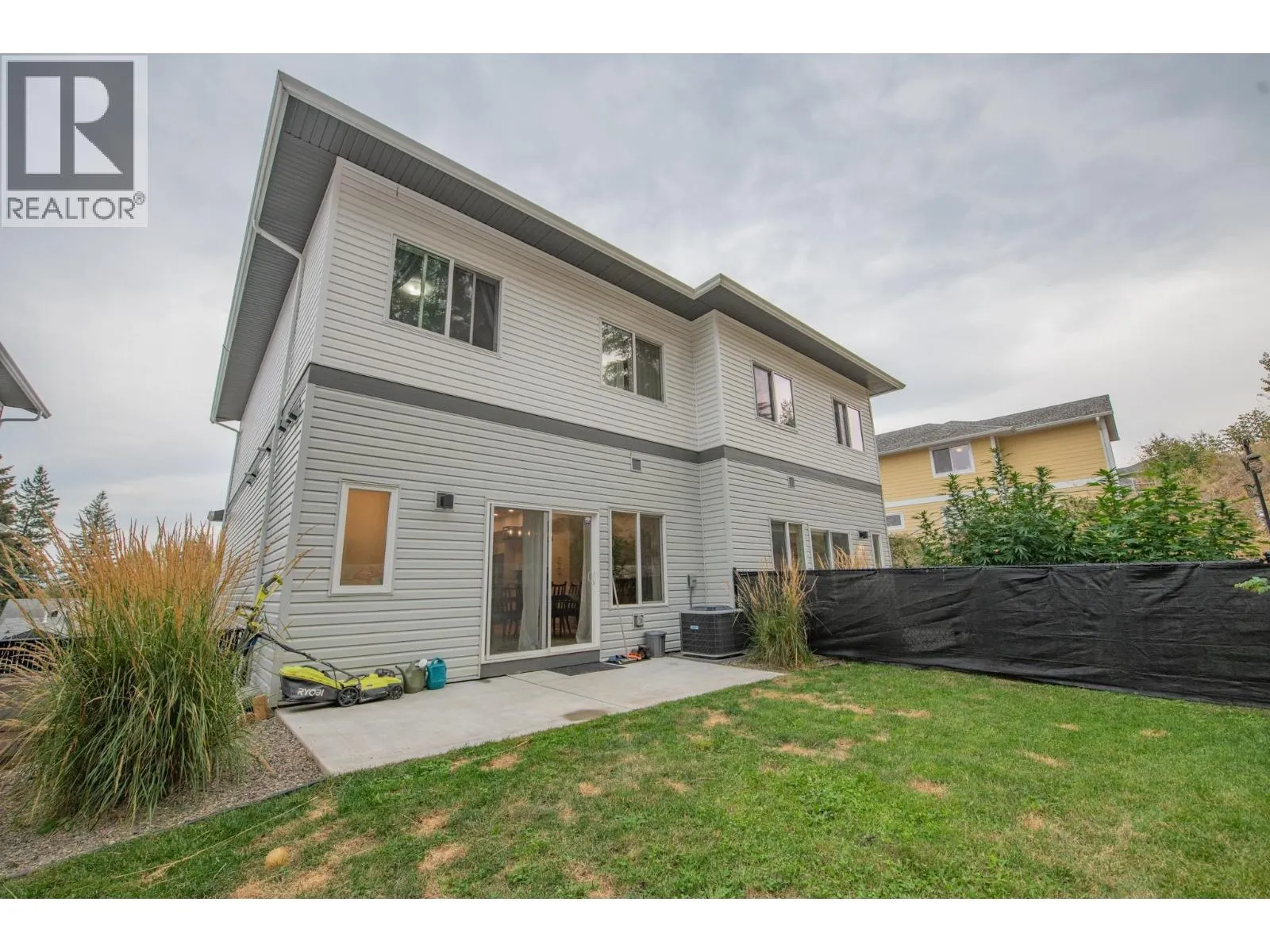 2074 Mountain View Avenue Unit# 220