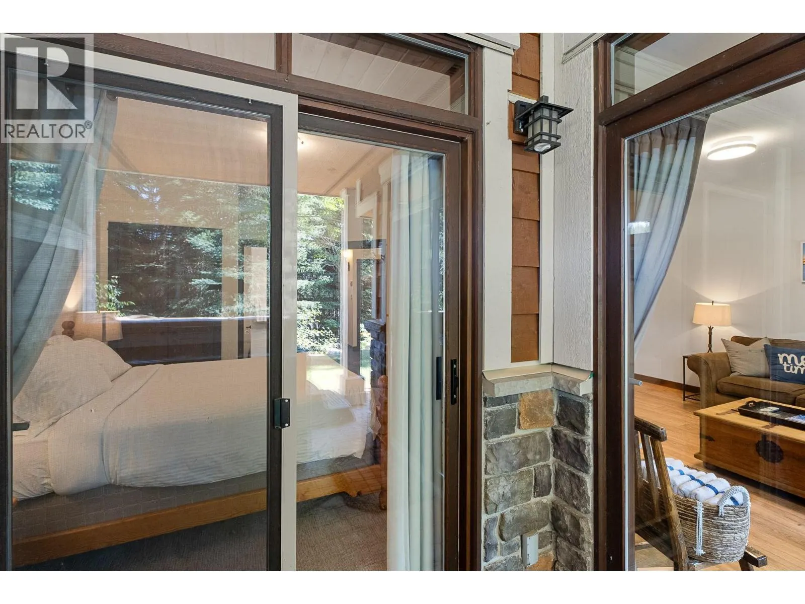 5005 VALLEY Drive Unit# 3