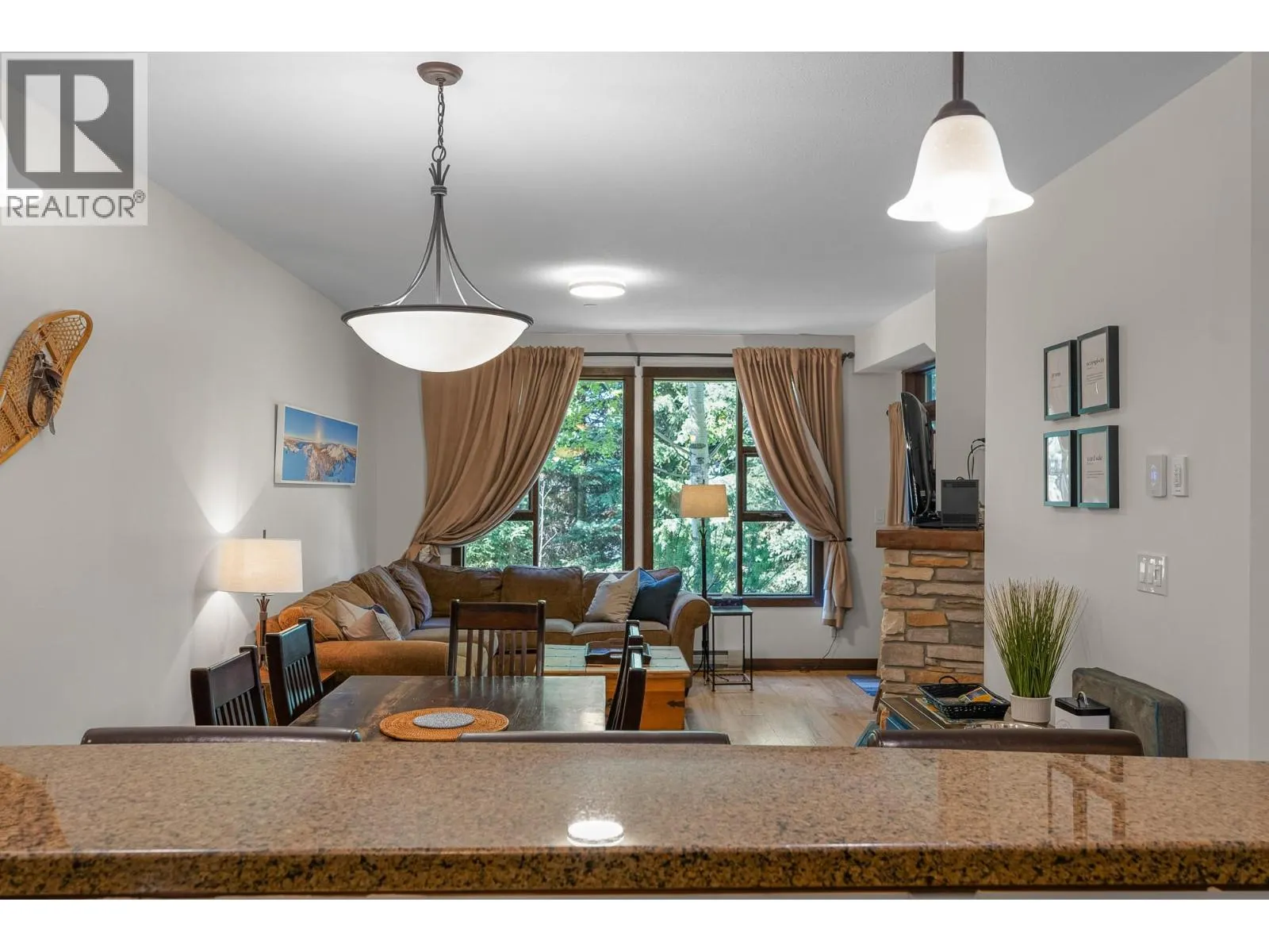 5005 VALLEY Drive Unit# 3