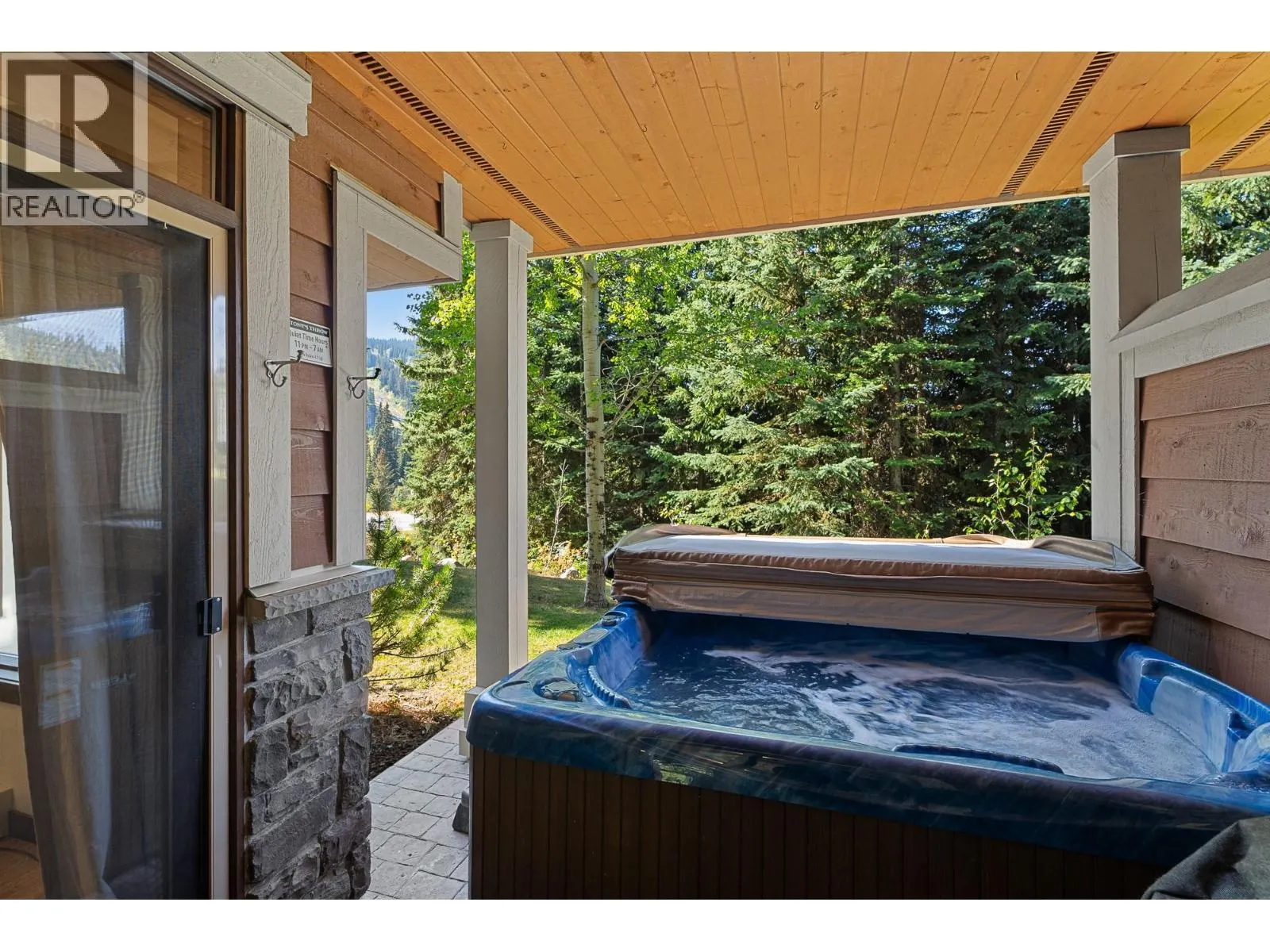 5005 VALLEY Drive Unit# 3