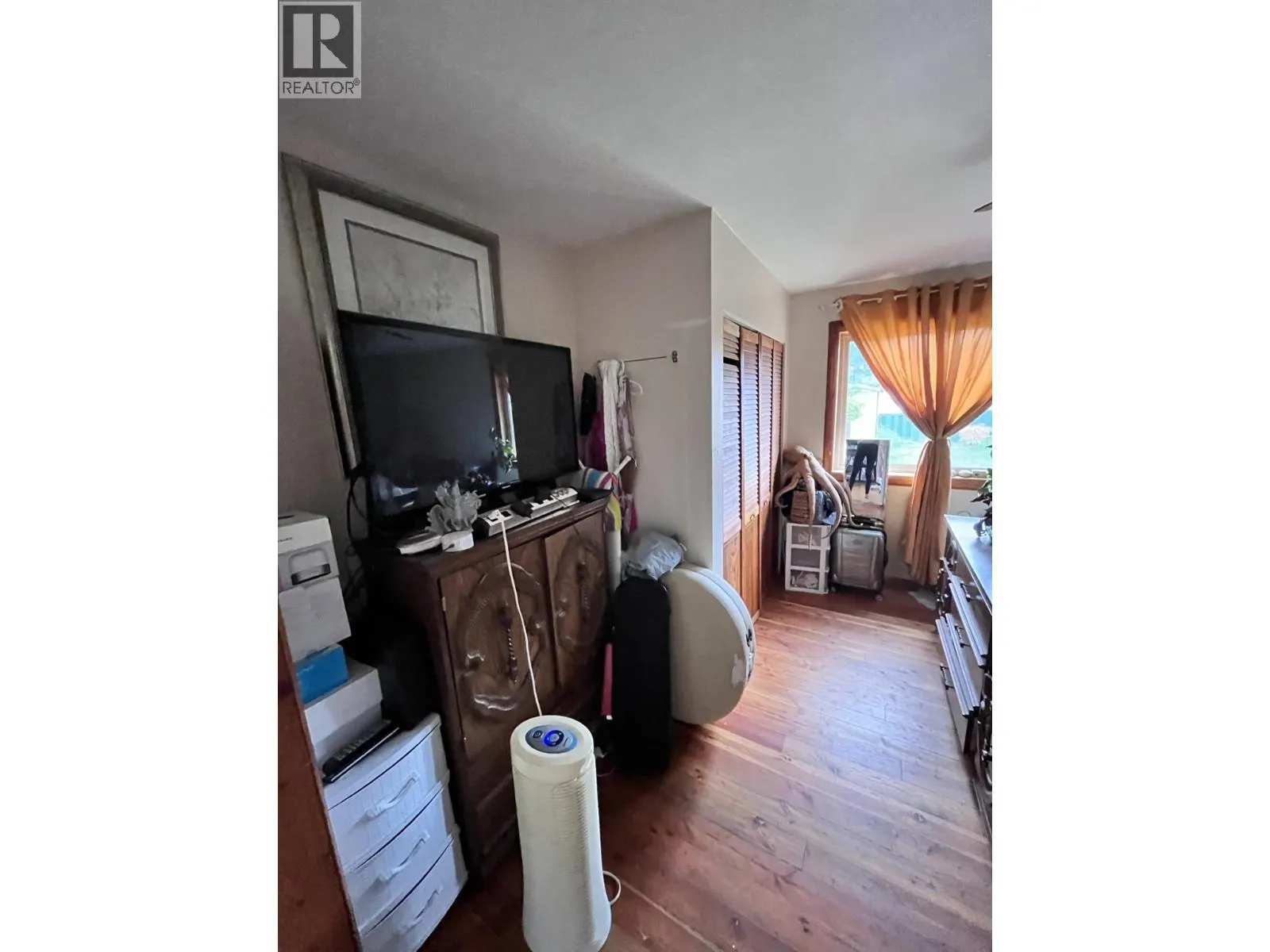 709 2nd Street