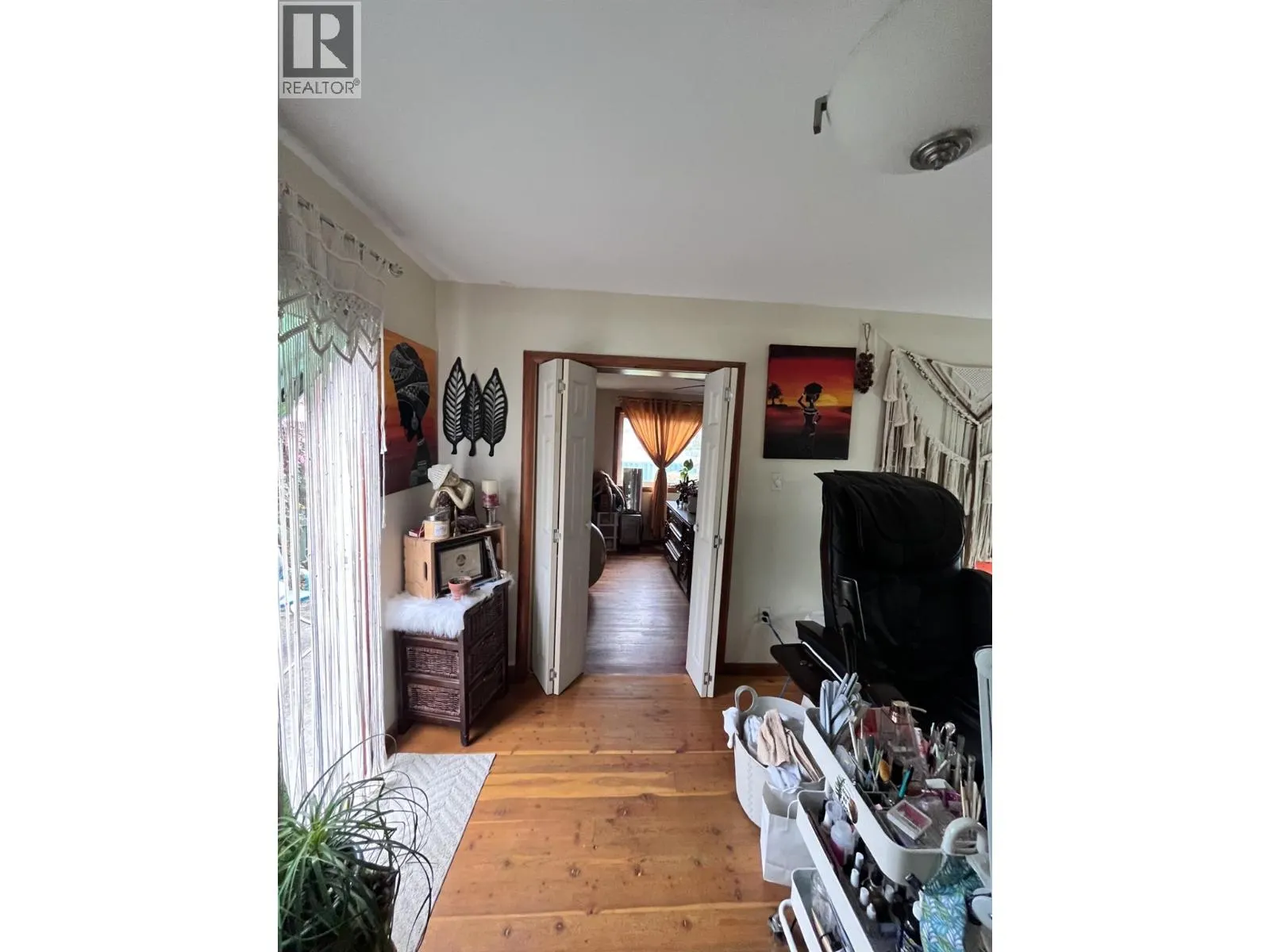 709 2nd Street