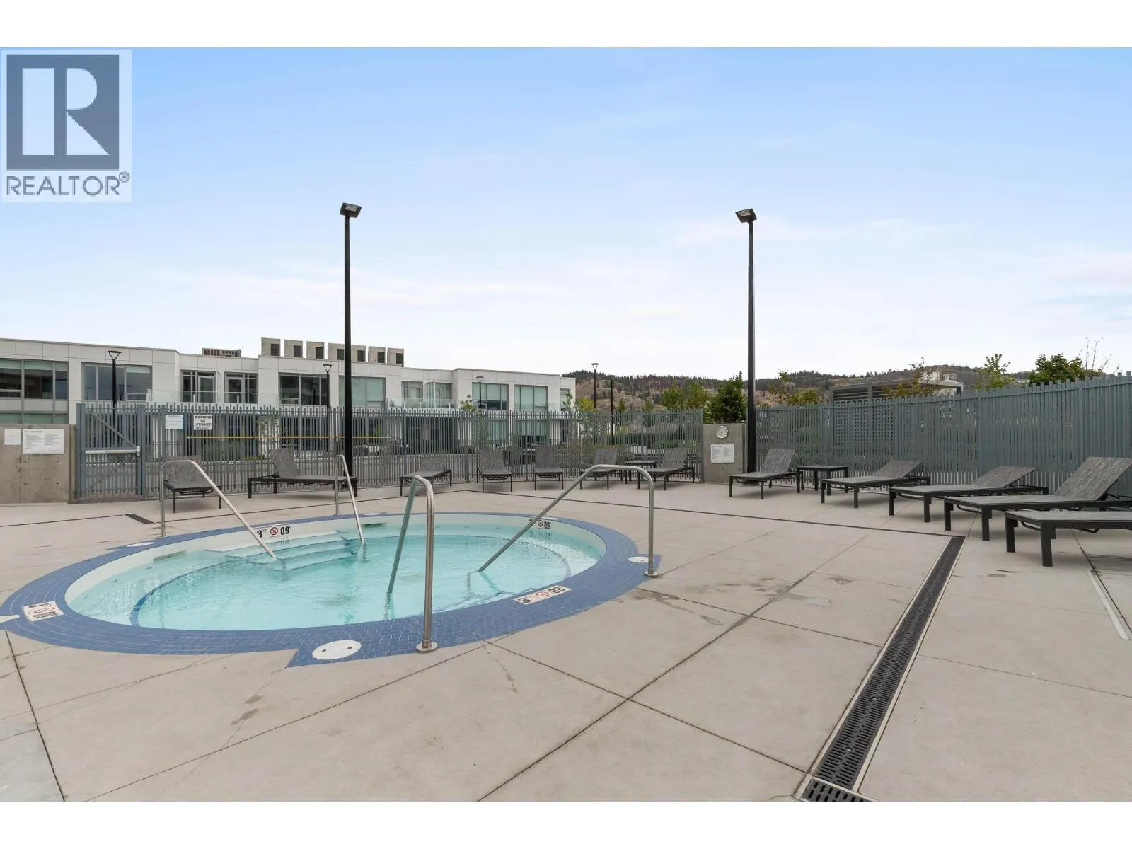 1181 Sunset Drive Unit# 2004