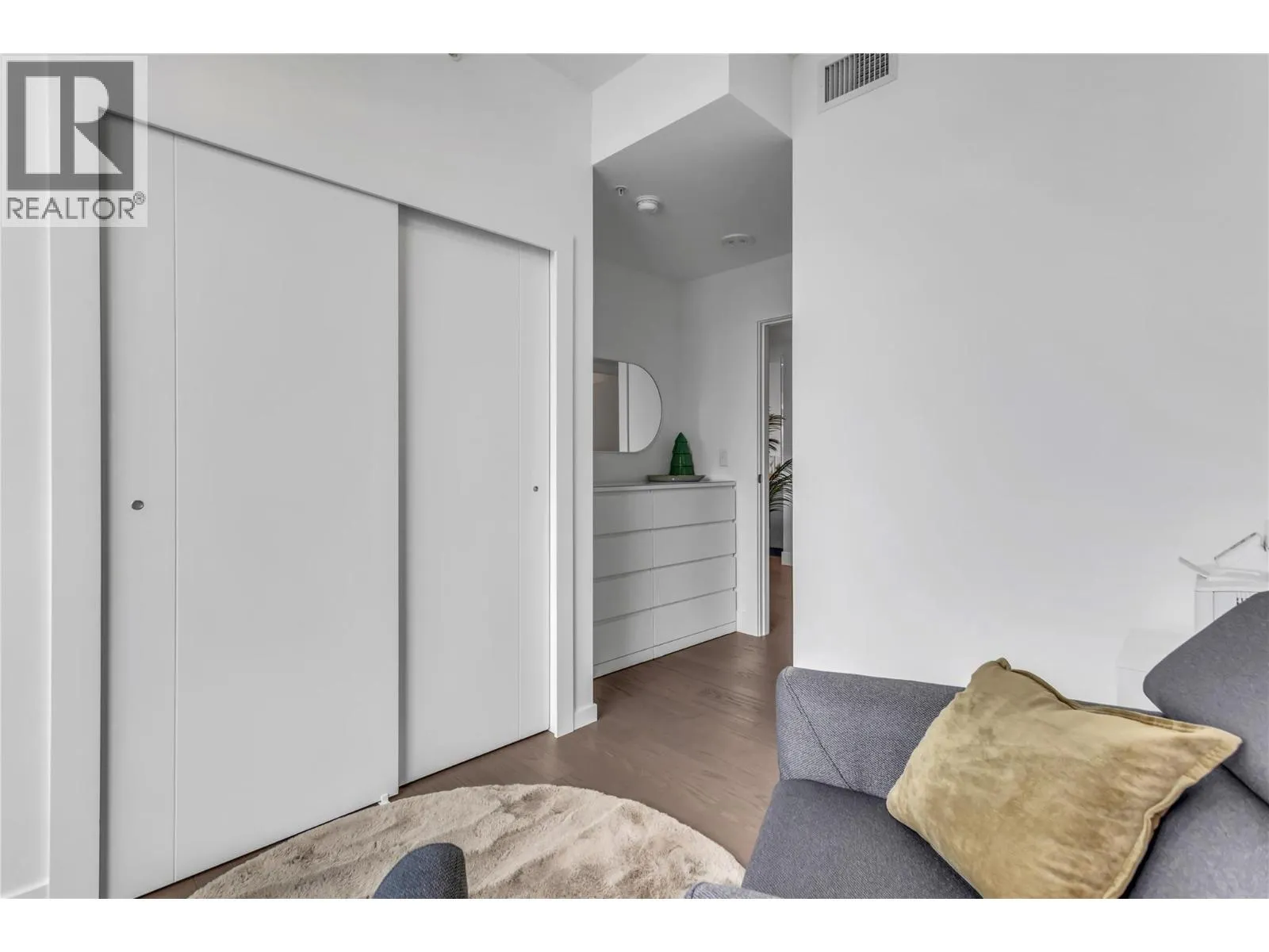 1181 Sunset Drive Unit# 2004