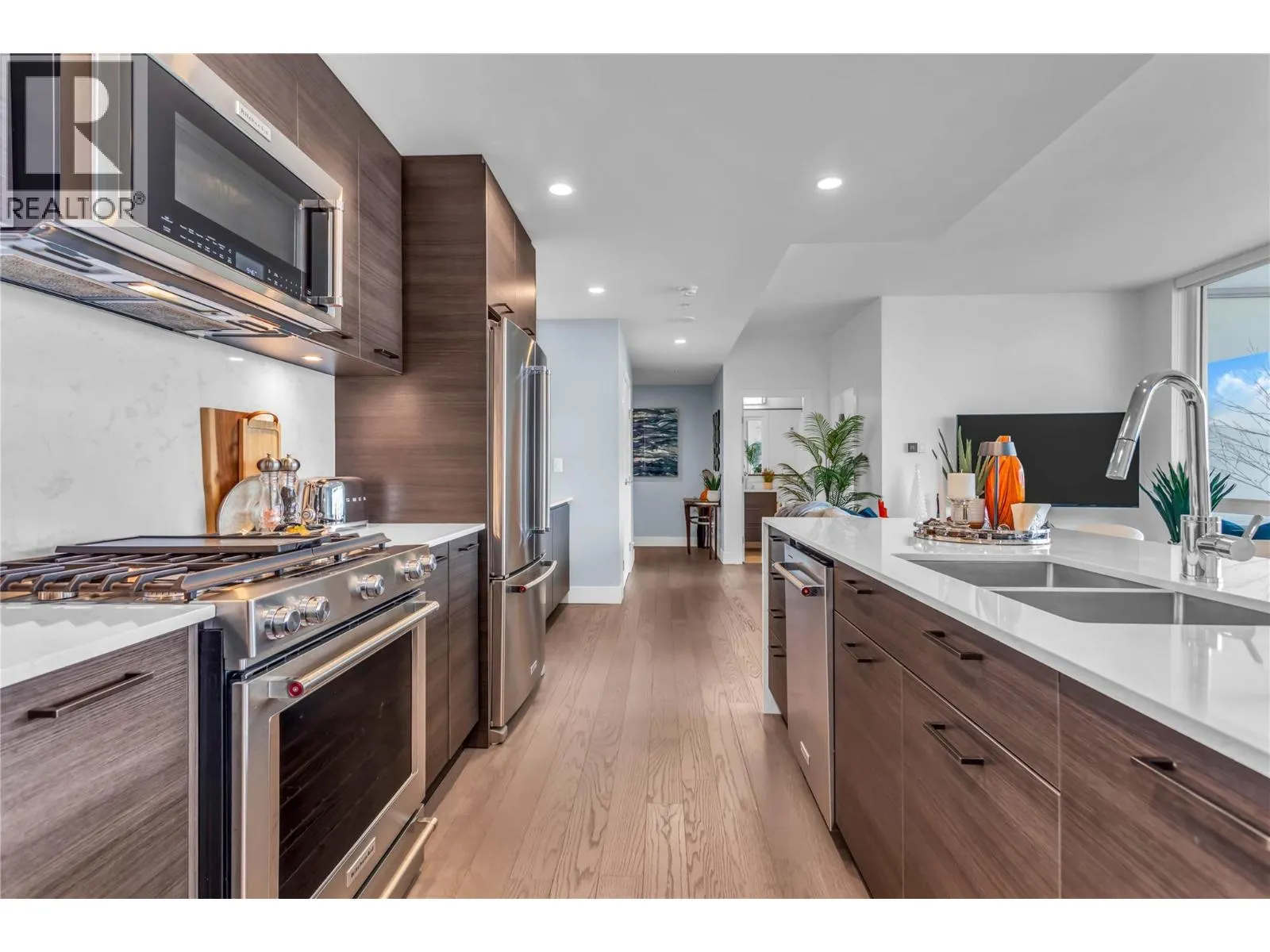 1181 Sunset Drive Unit# 2004