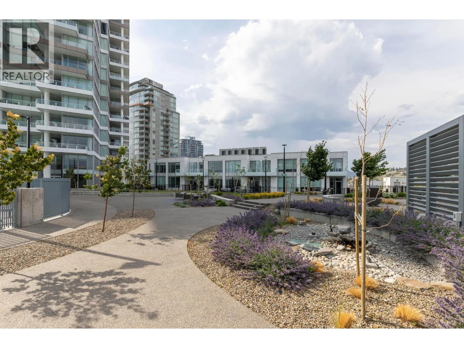 1181 Sunset Drive Unit# 2004