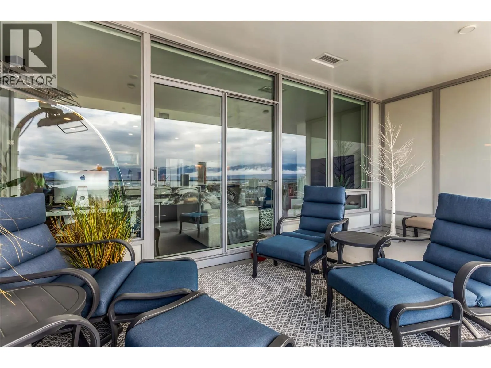 1181 Sunset Drive Unit# 2004