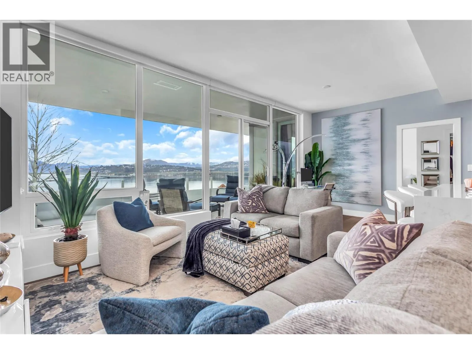 1181 Sunset Drive Unit# 2004