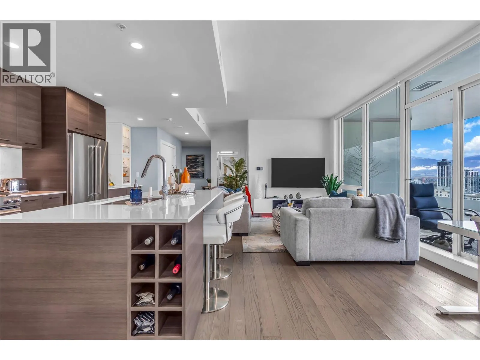 1181 Sunset Drive Unit# 2004