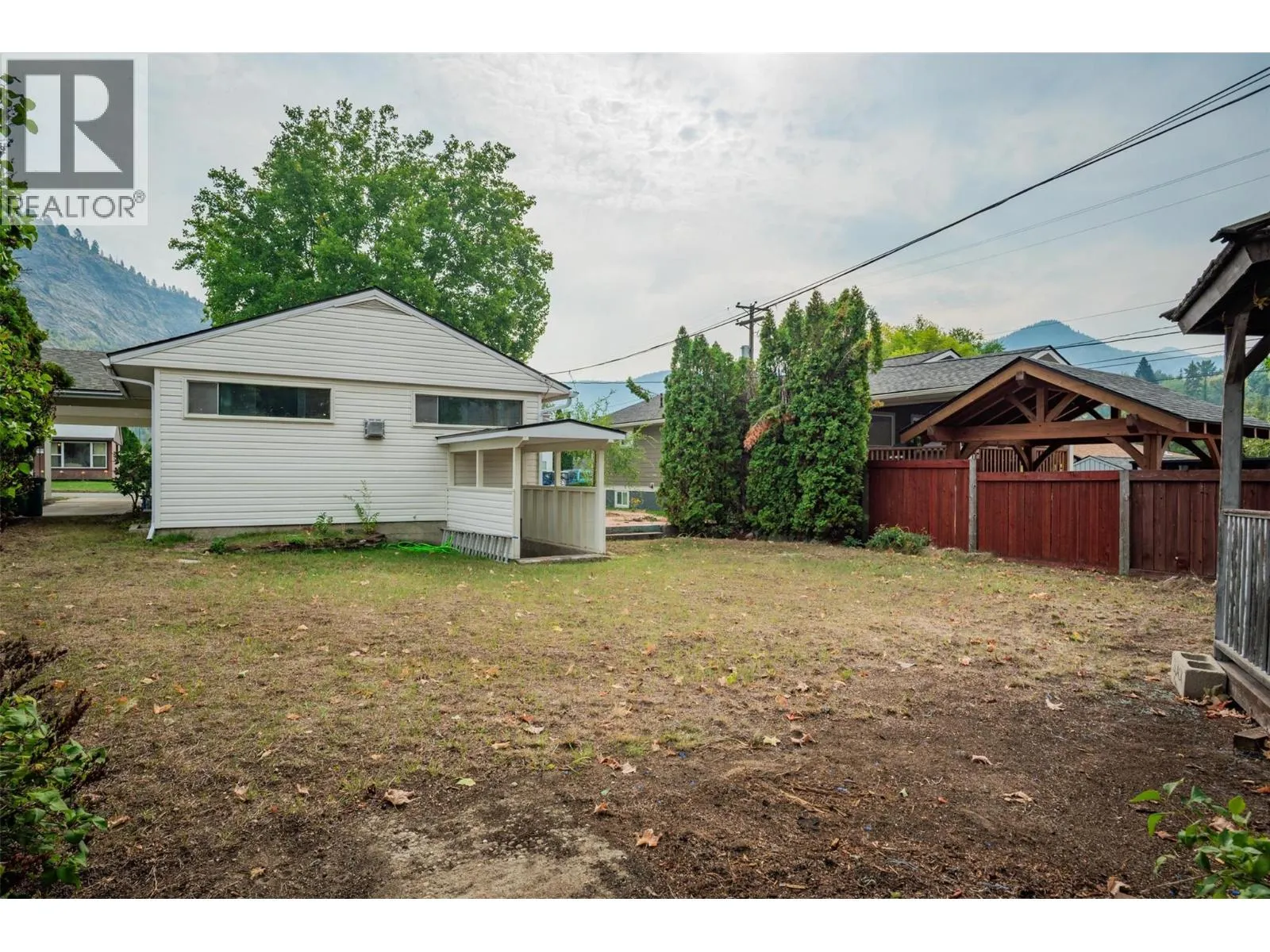 703 Hermia Crescent