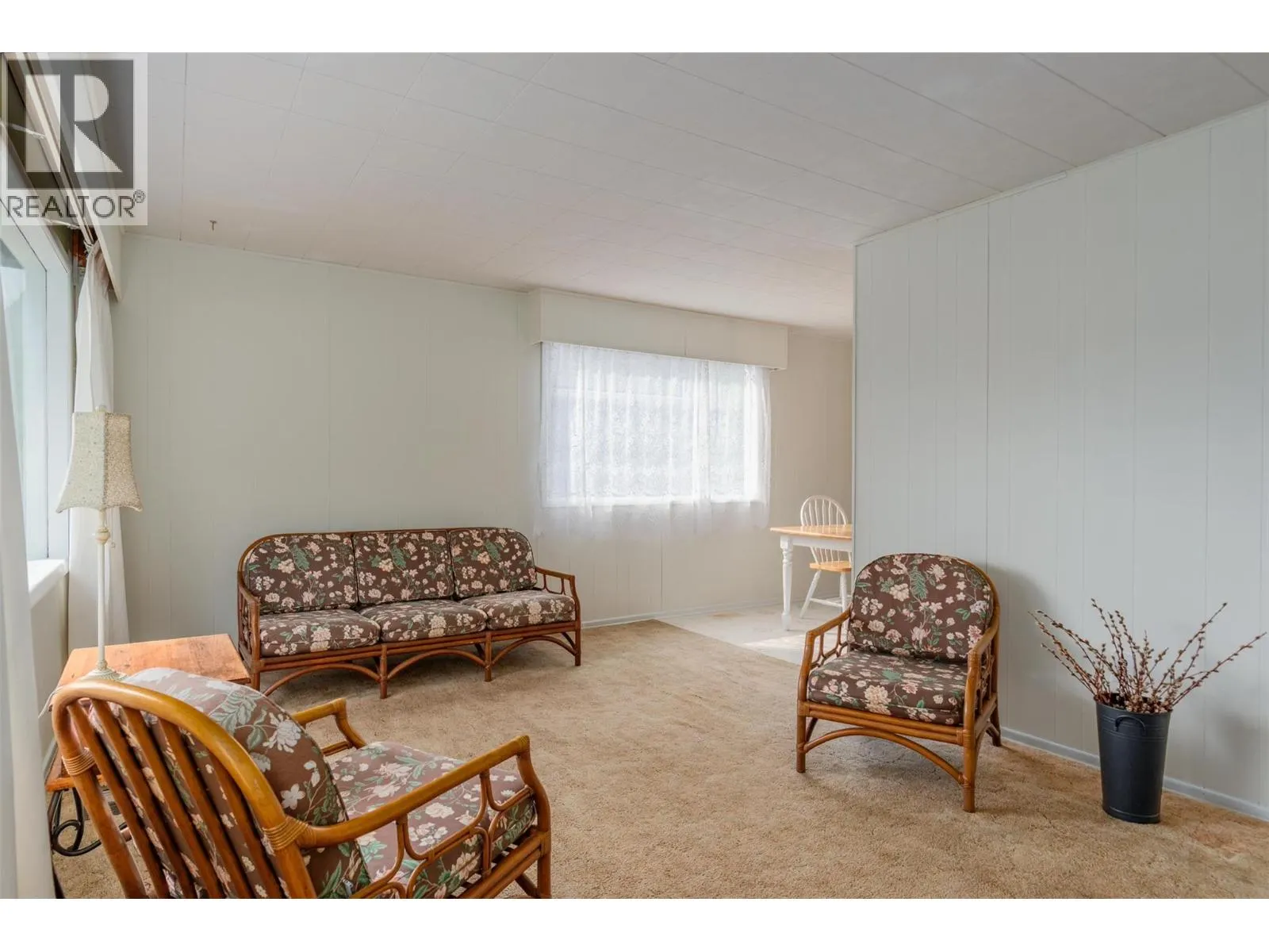703 Hermia Crescent