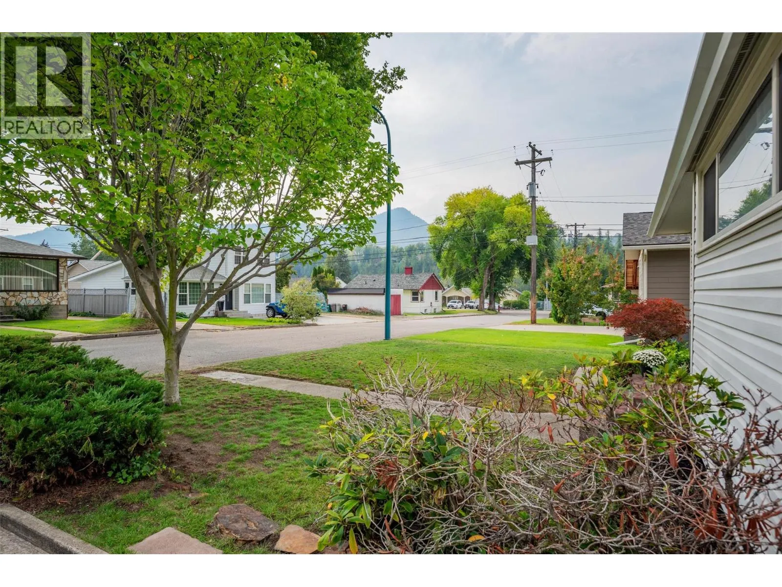 703 Hermia Crescent