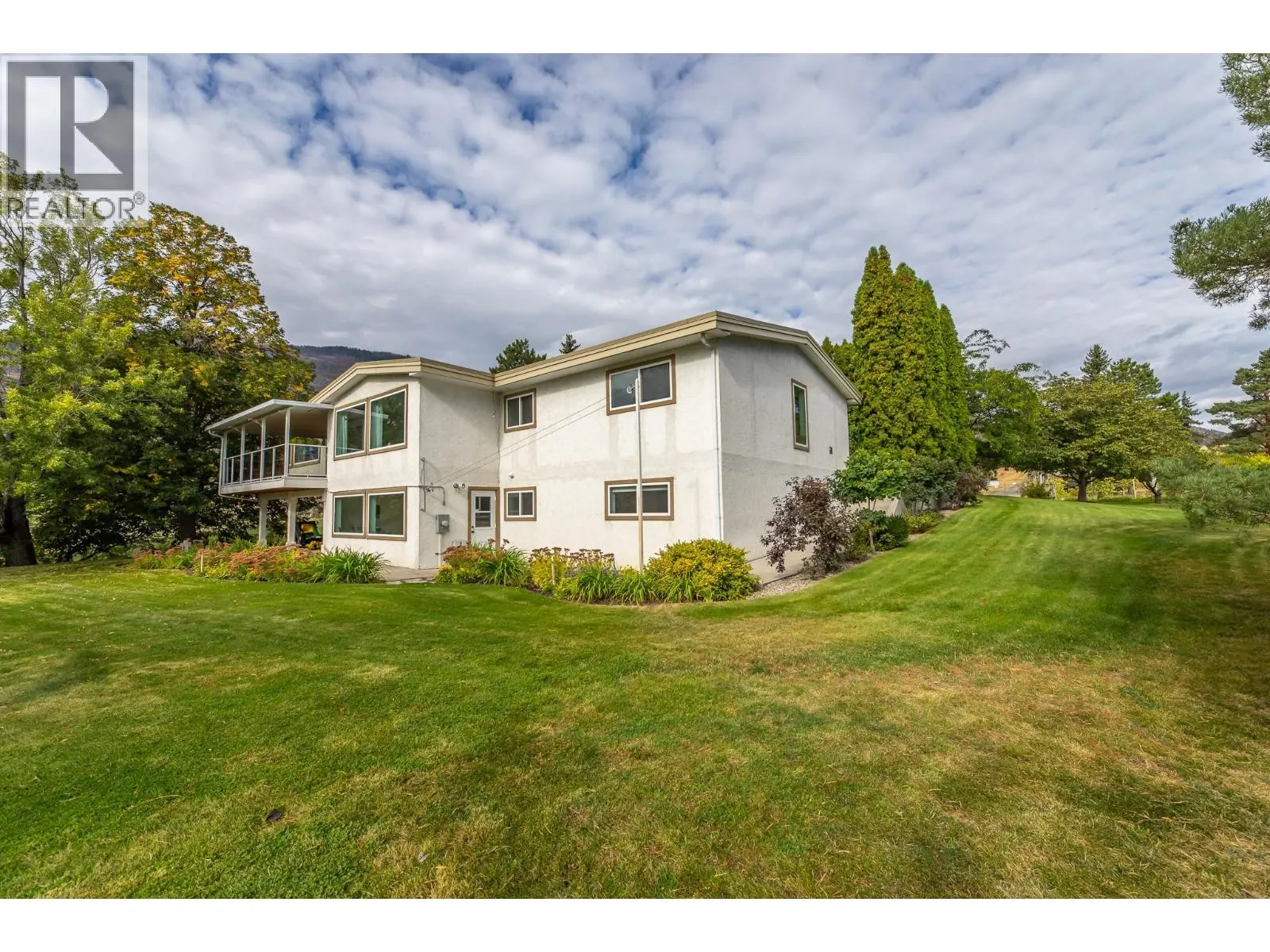 101 Knippelberg Road