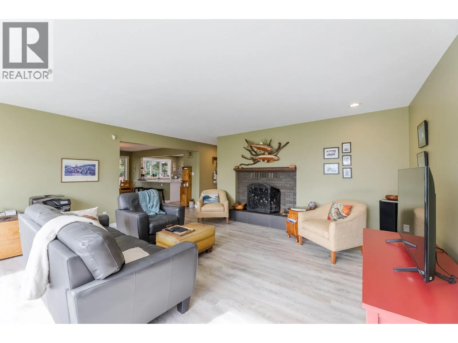 101 Knippelberg Road