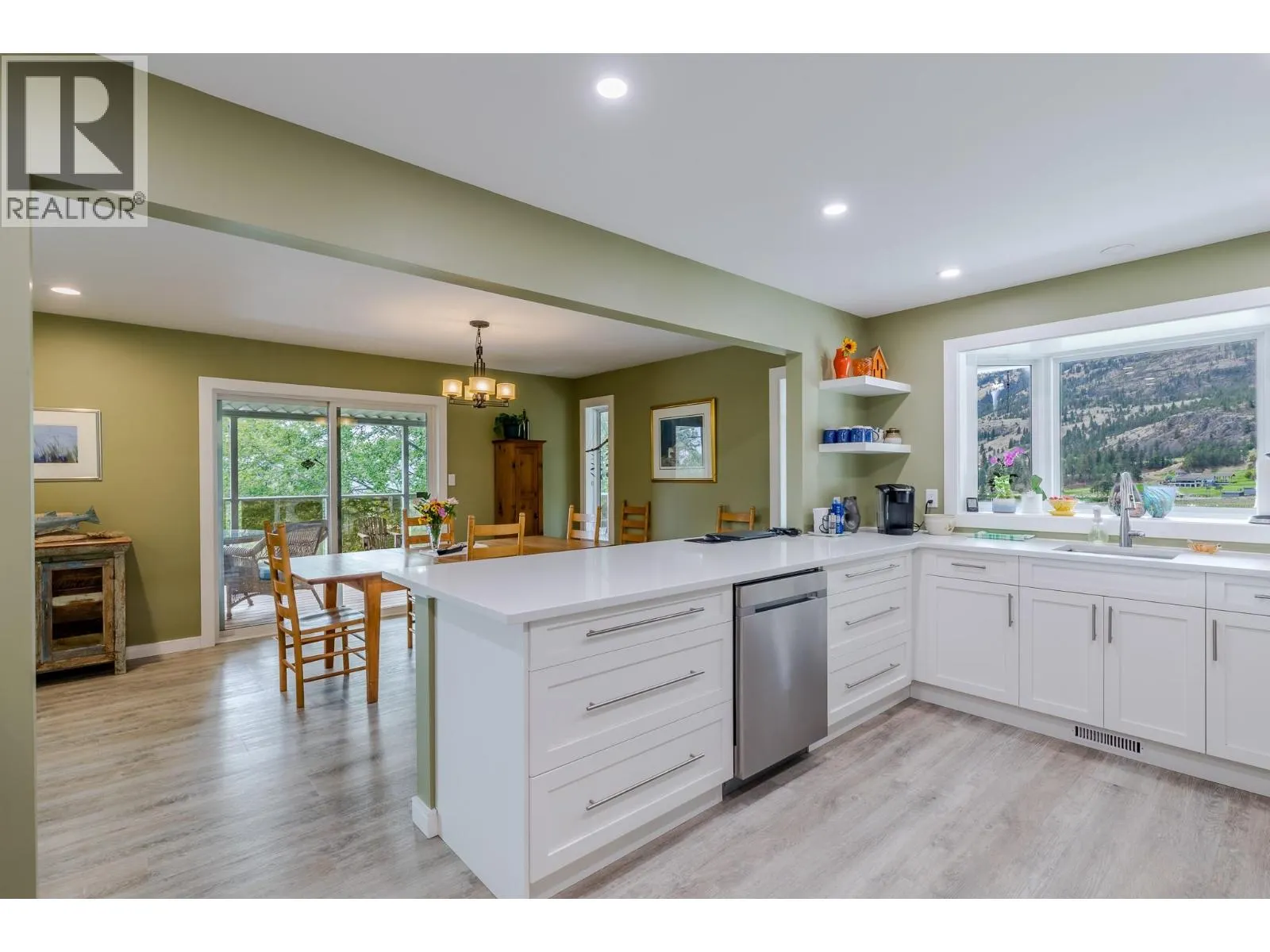 101 Knippelberg Road