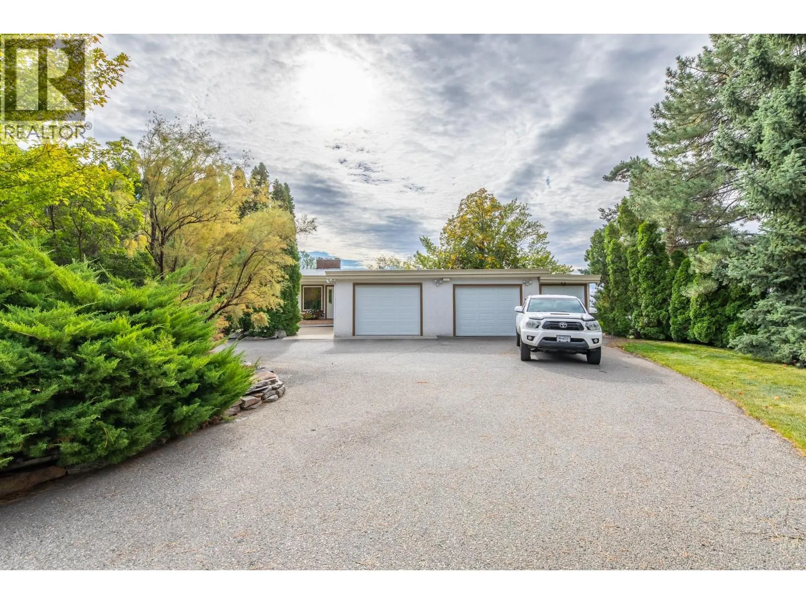 101 Knippelberg Road