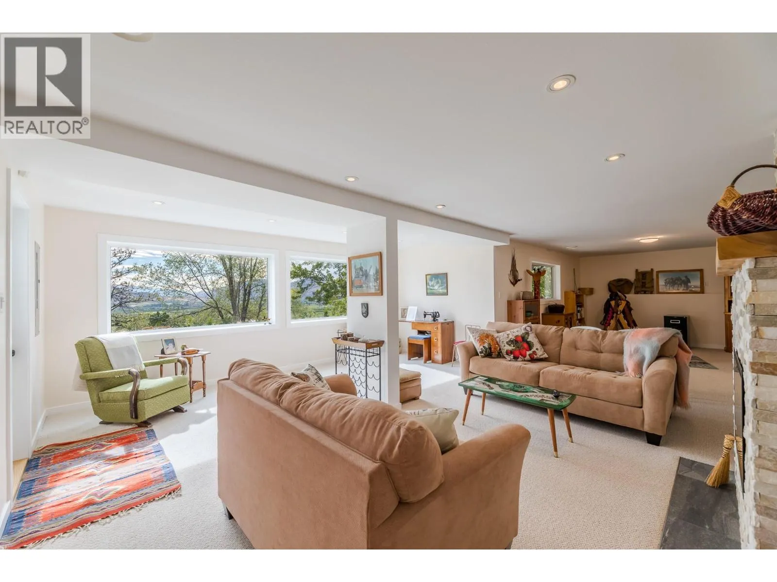 101 Knippelberg Road