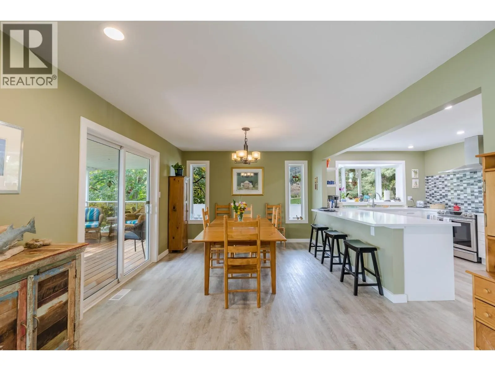101 Knippelberg Road