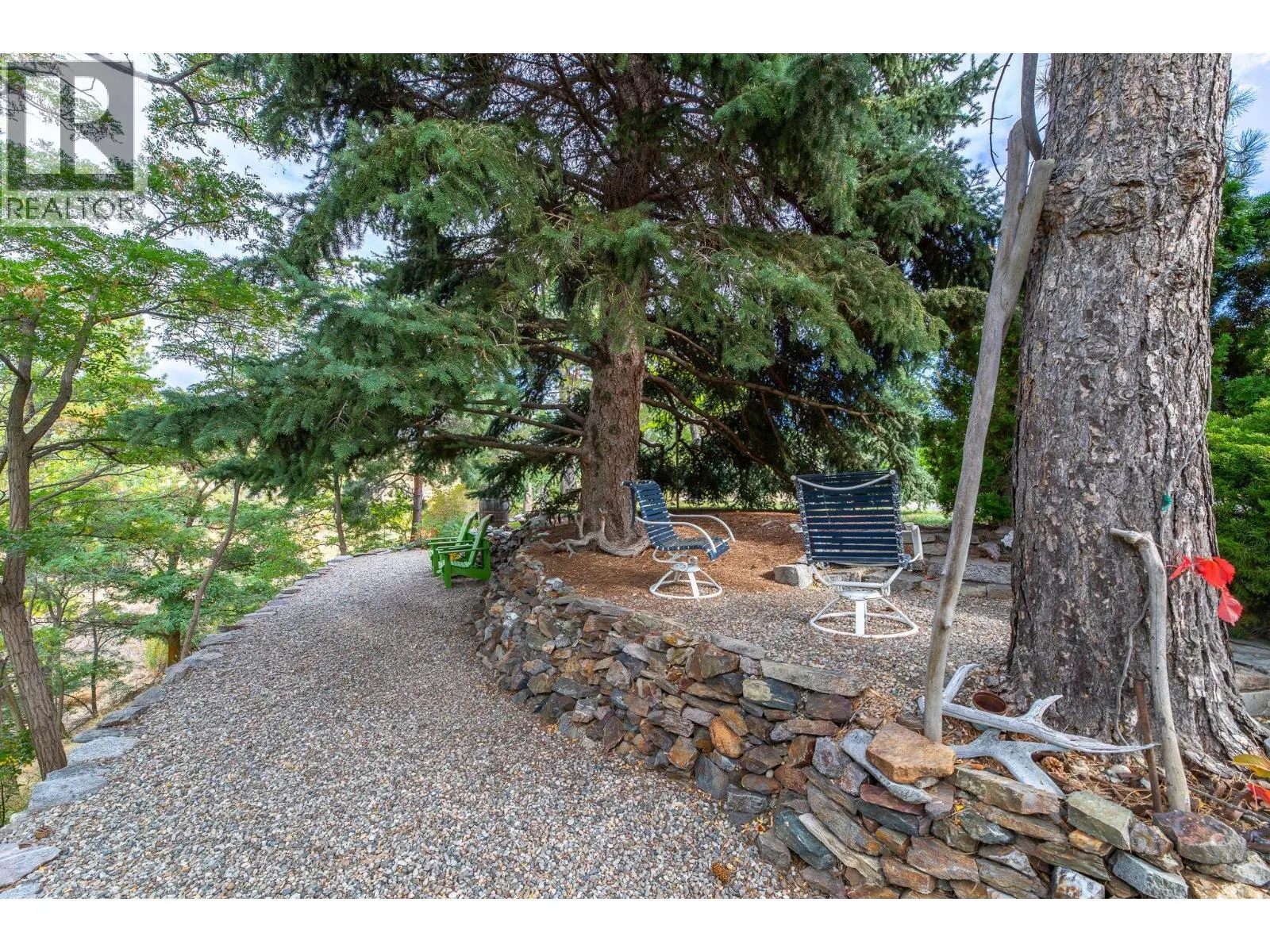 101 Knippelberg Road