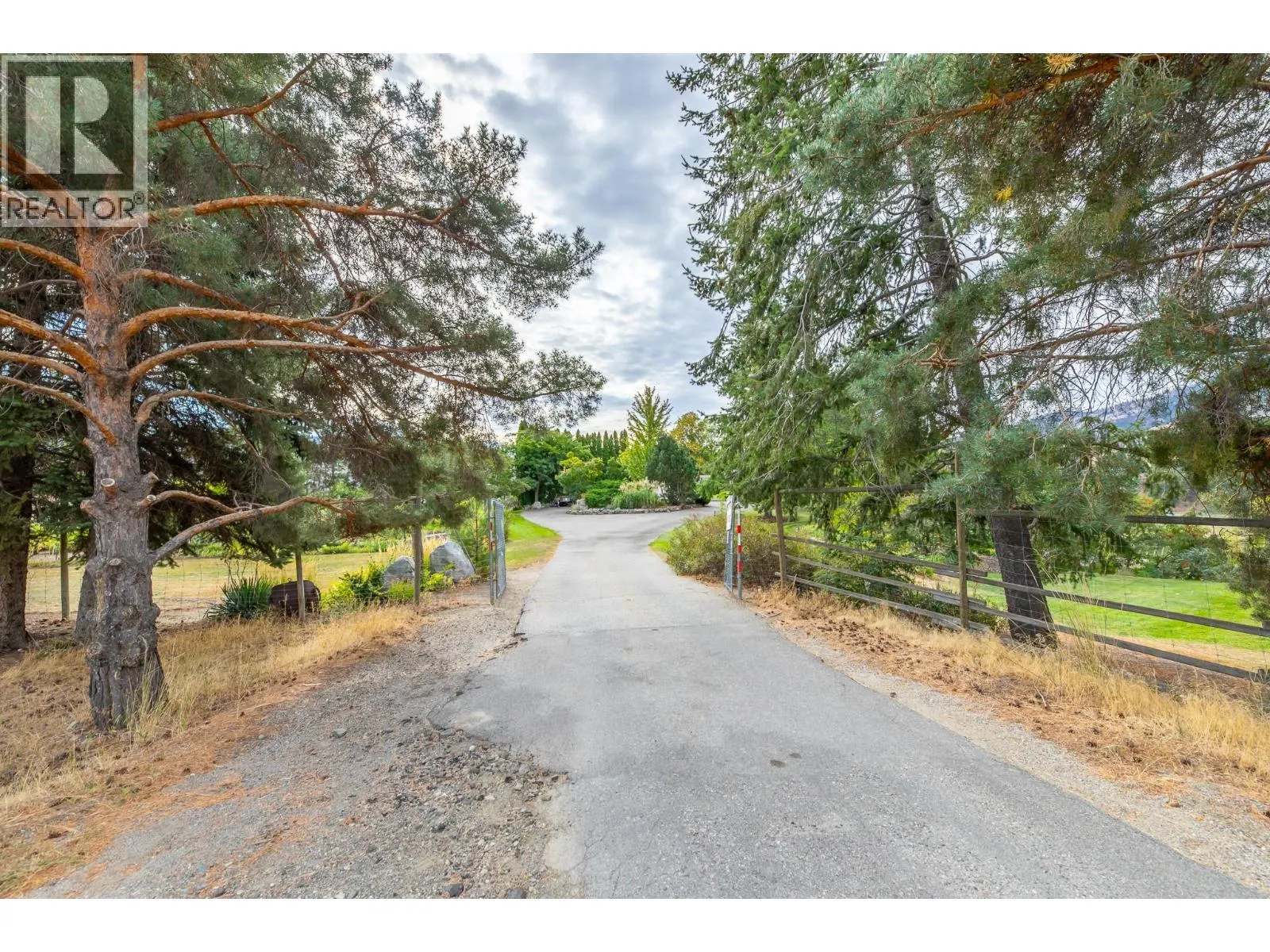 101 Knippelberg Road